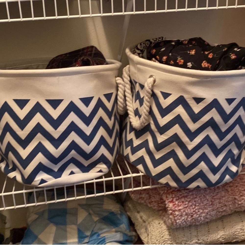 Set of three storage baskets
